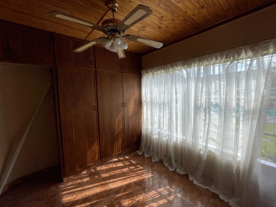 4 Bedroom Property for Sale in Riebeeckstad Free State
